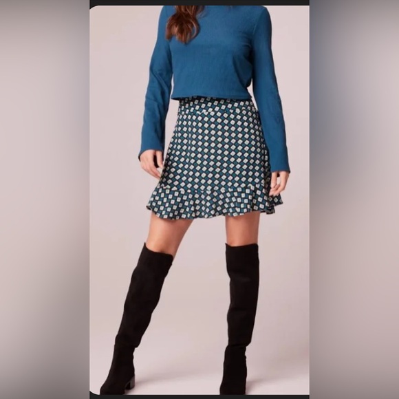 Band Of The Free Dresses & Skirts - NWT Stylish Geometric Patterned Skirt